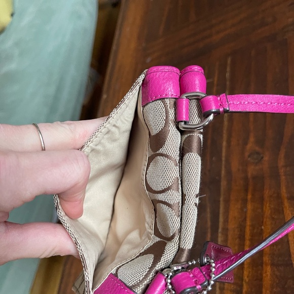 Small Coach Signature Dylan Crossbody Wallet Khaki And Magenta - Picture 3 of 12